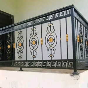 Lan can  sắt mỹ thuật